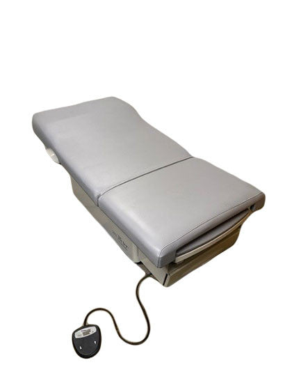 Midmark Ritter 222 Exam Table Refurbished In Flat Position Low Height