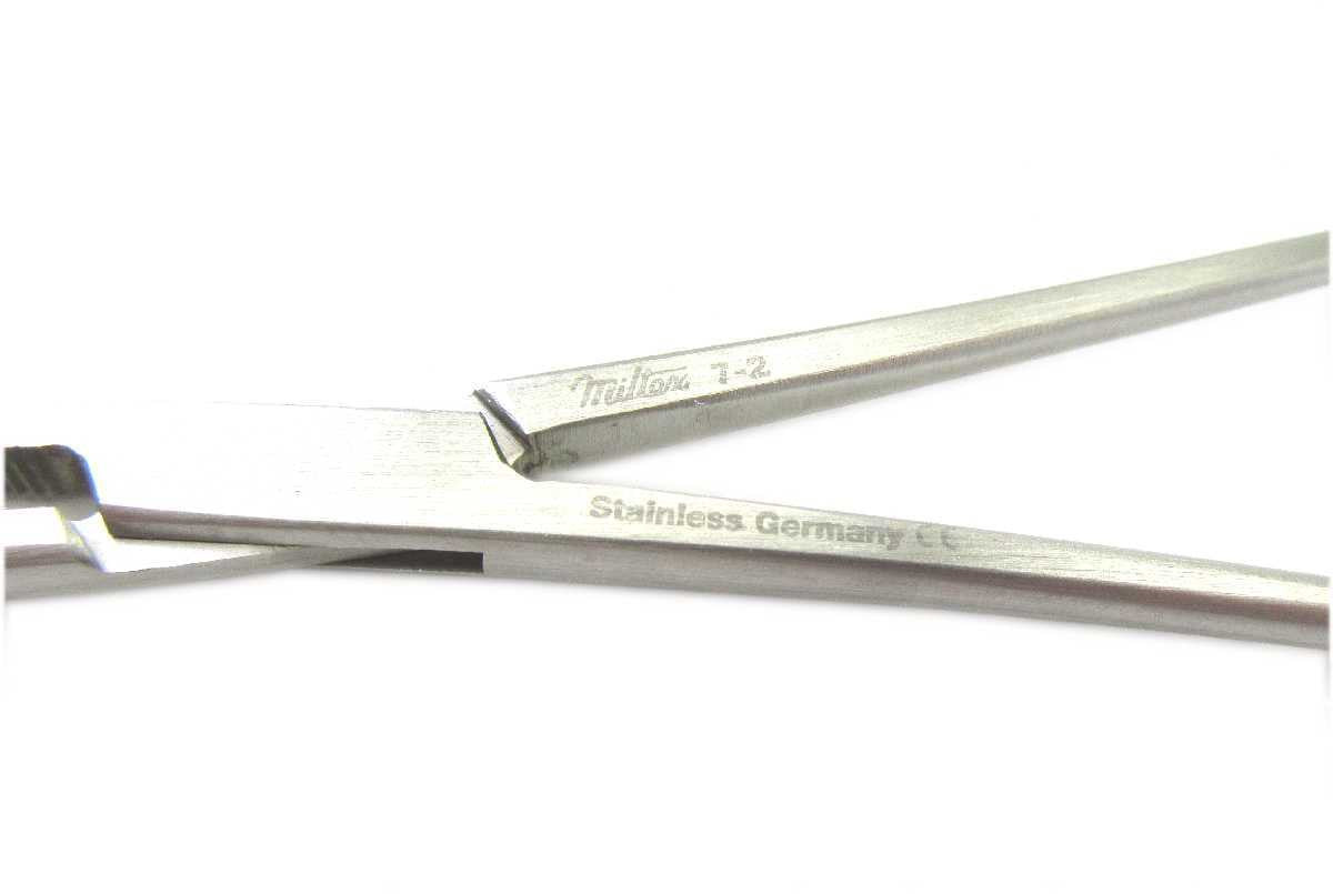 Booth Medical - Miltex 7-2 Halsted Mosquito Forceps, 5" Curved w/Locks