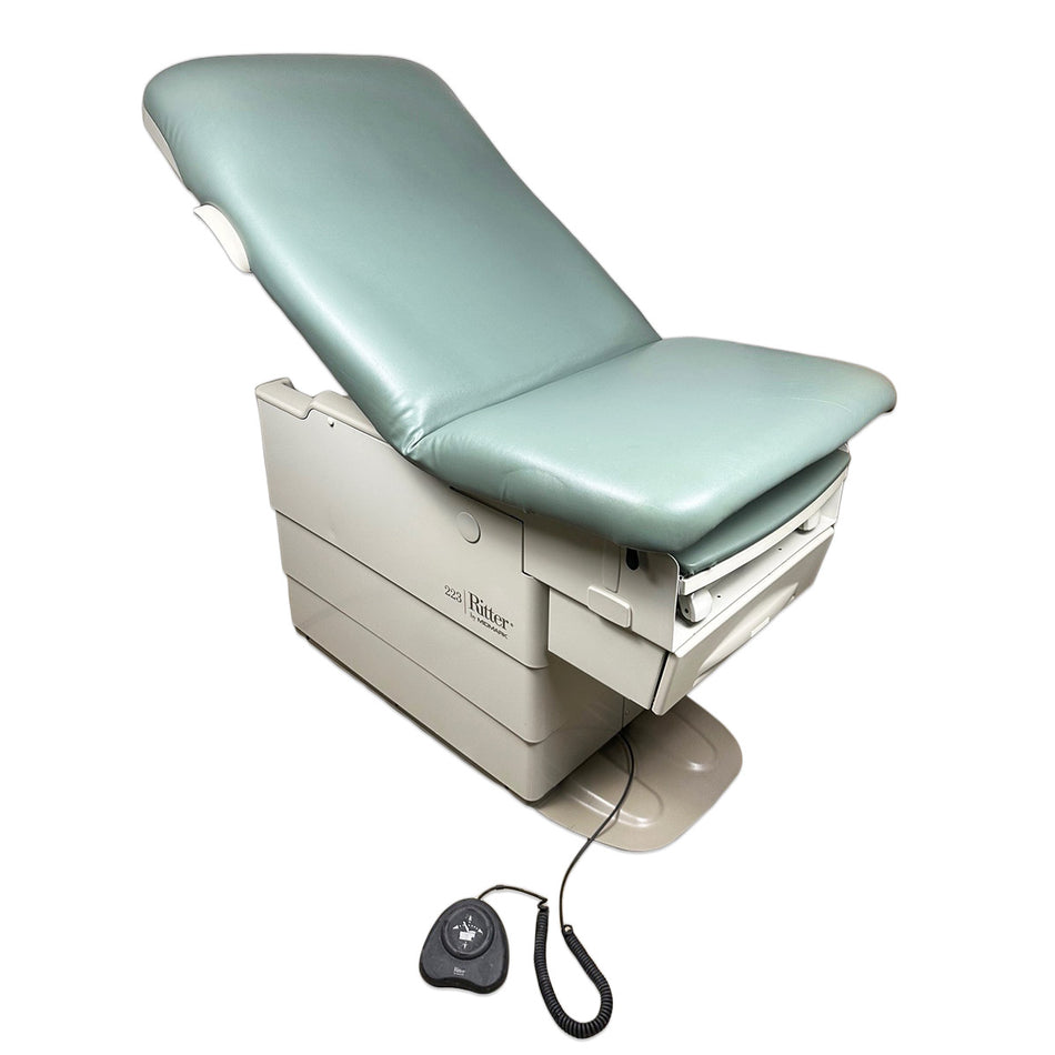 Midmark Ritter 223 Barrier Free Exam Table, Pre-Owned